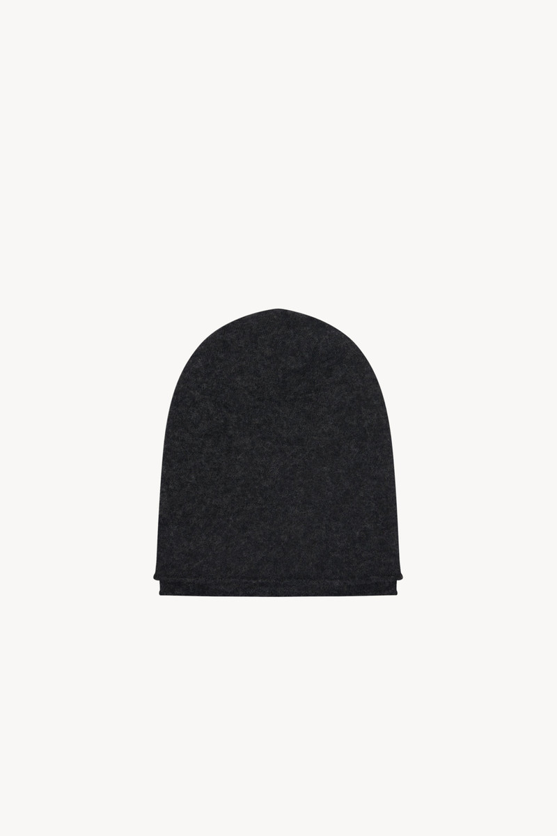 Tony Beanie in Cashmere 1