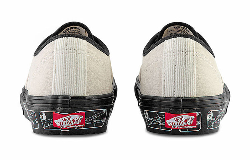 Vans Vans Unisex Authentic Sneakers White/Black VN0A5FC8A93 outlook