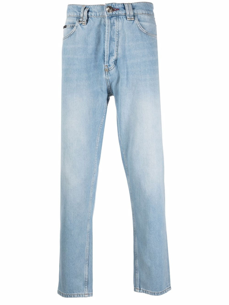 Iconic carrot-cut jeans 1