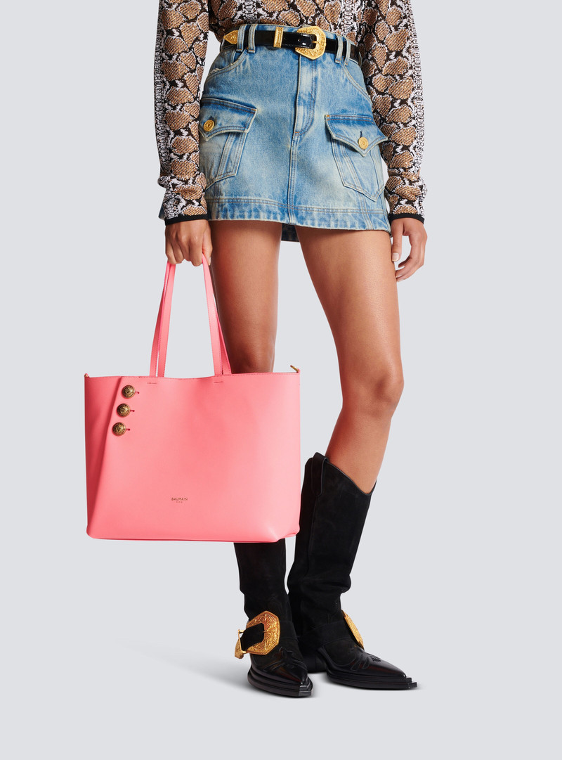 Emblème grained leather tote bag 9