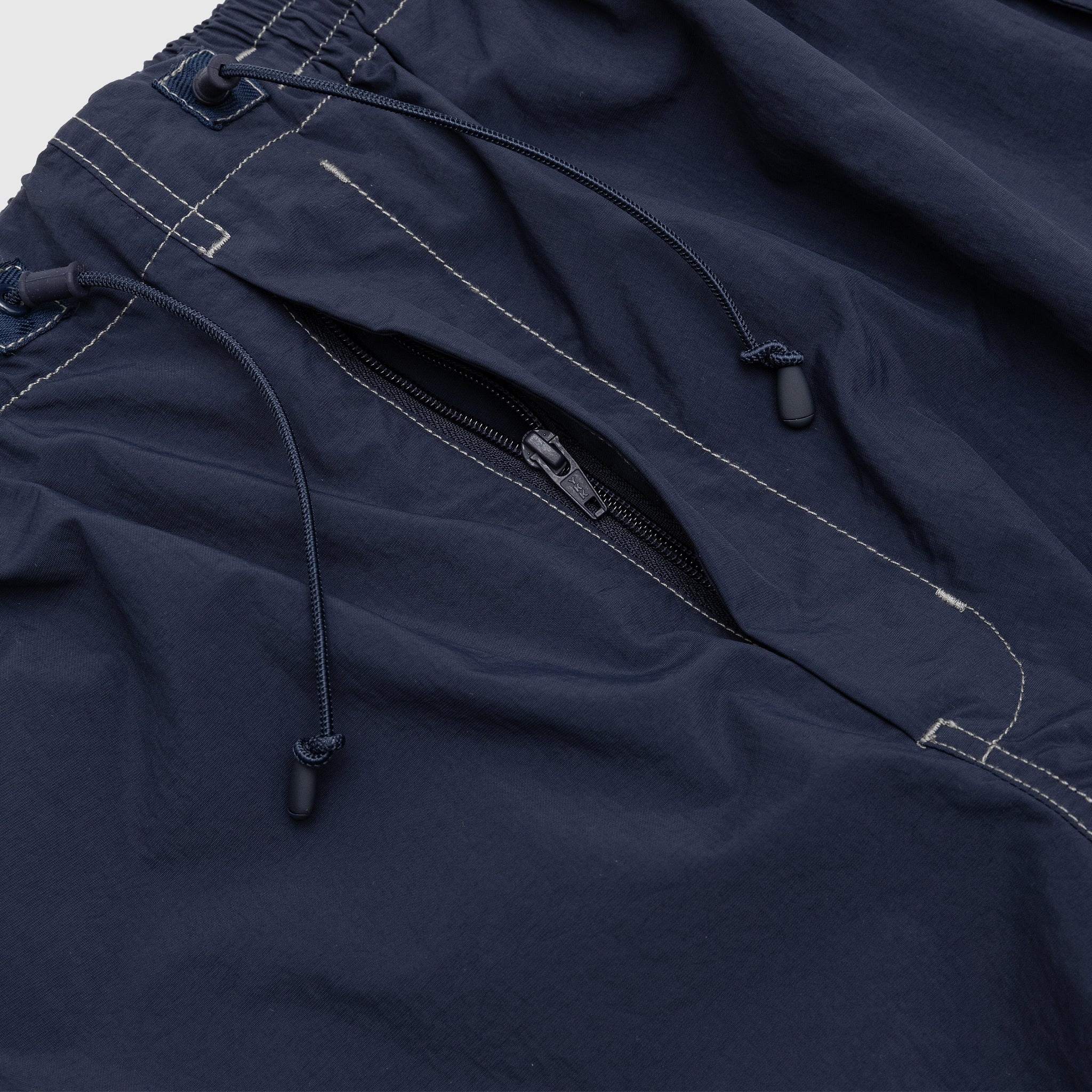 TECH OVER PANTS - 3