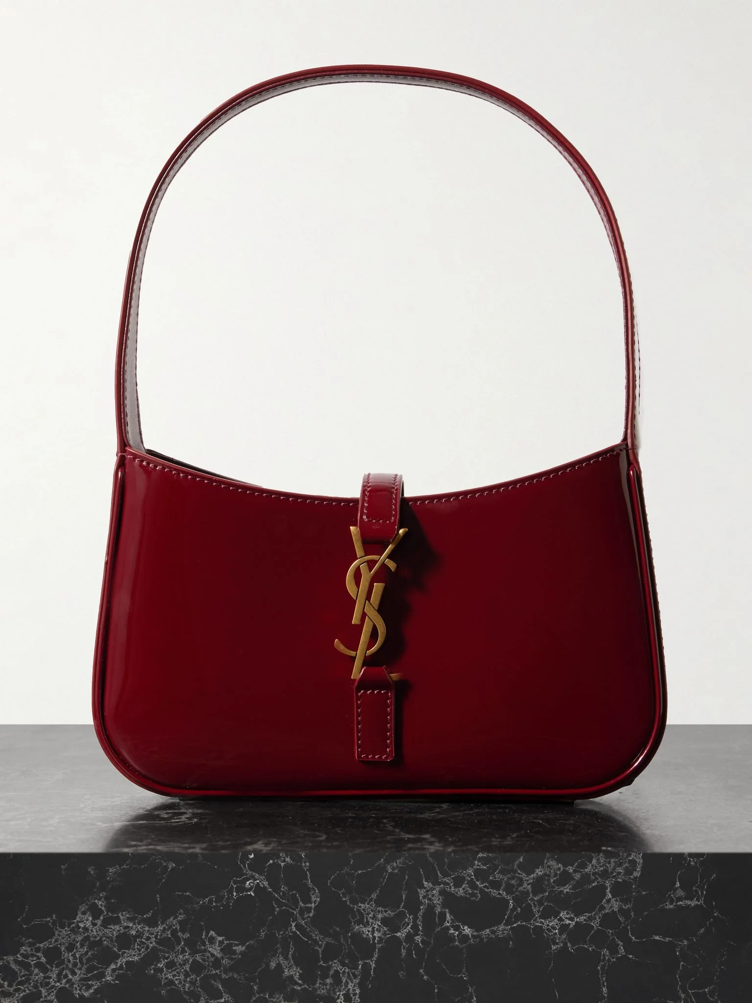 Le 5 à 7 mini patent-leather shoulder bag Red - 1