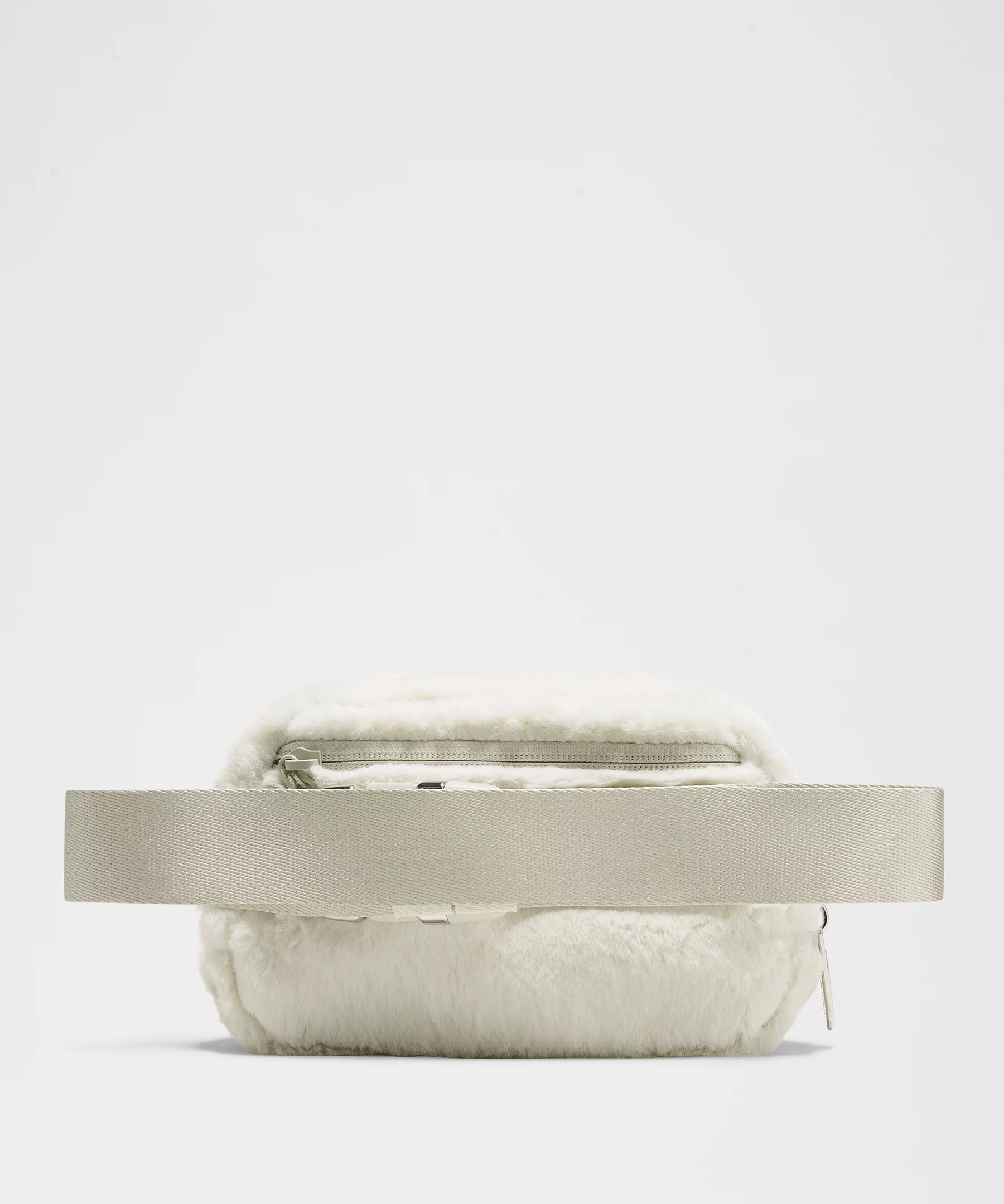 Everywhere Belt Bag *Plush Fleece - 3