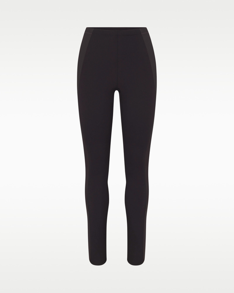 NikeSKIMS Matte Shine Mix Women's 26" Leggings 8