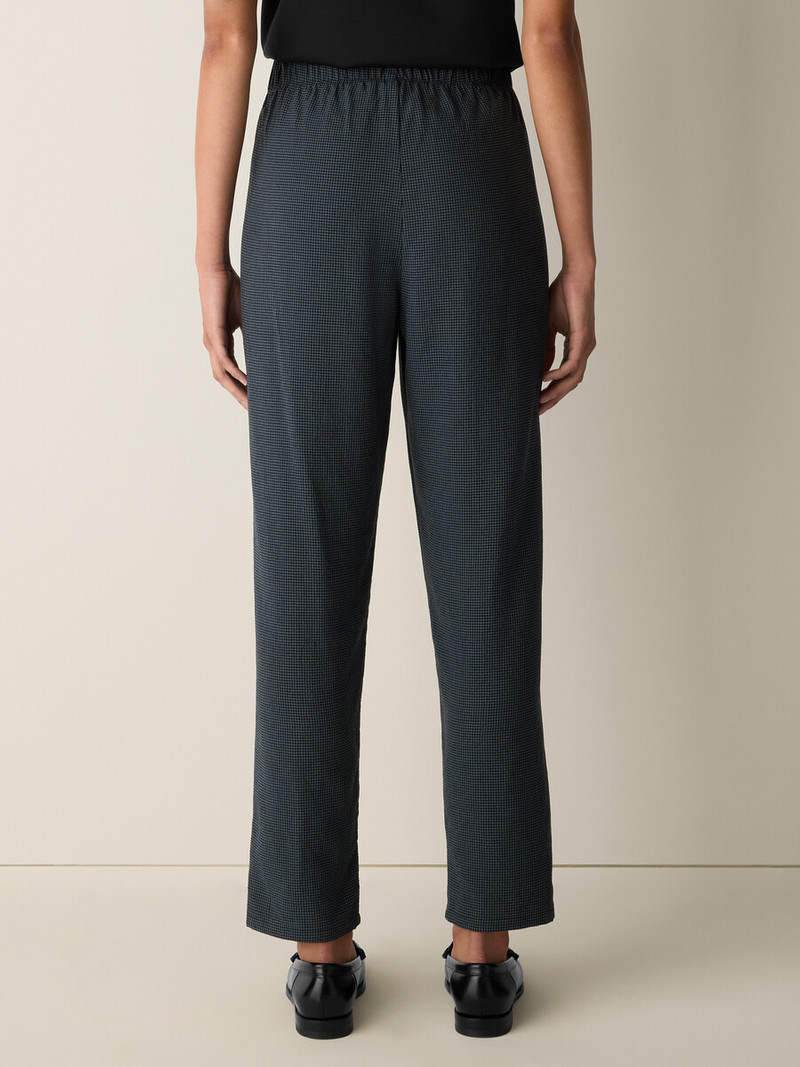 Mini Check Crepe Tapered Pant 4