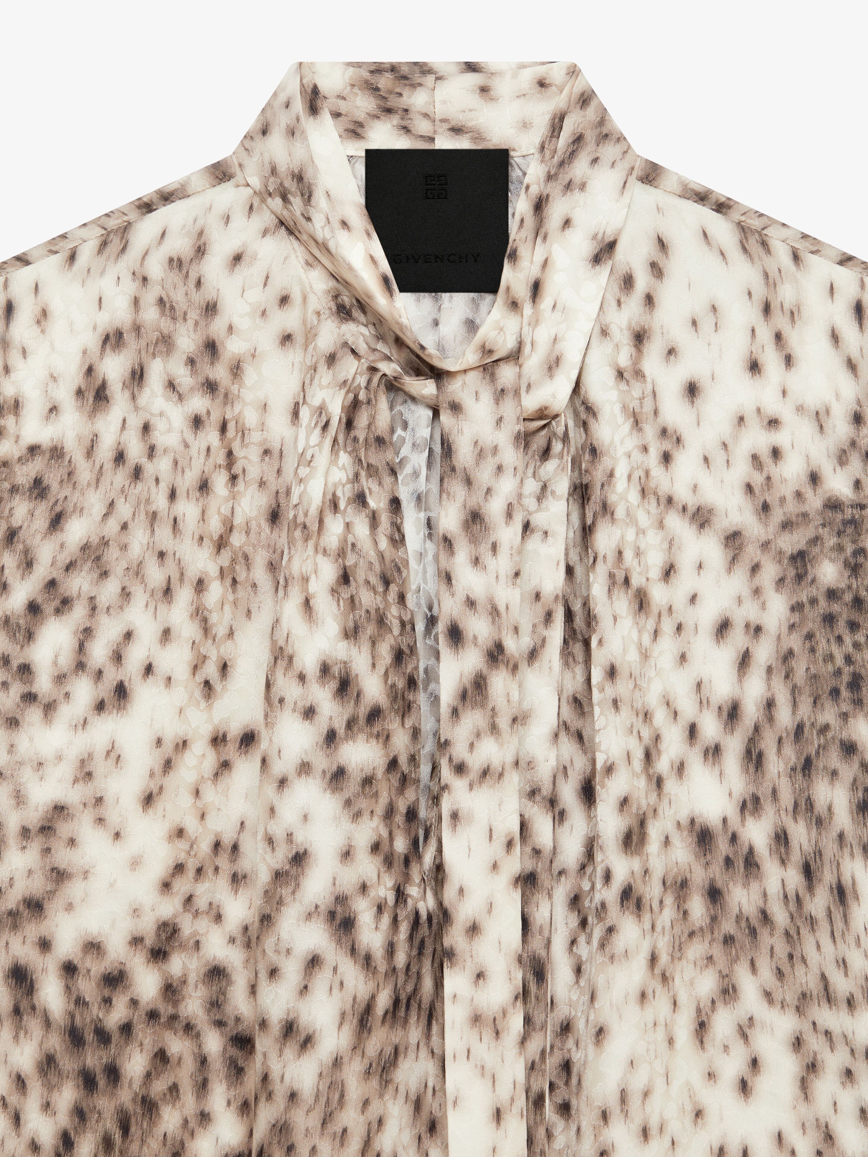 BLOUSE IN SILK WITH SNOW LEOPARD PRINT AND LAVALLIERE - 5