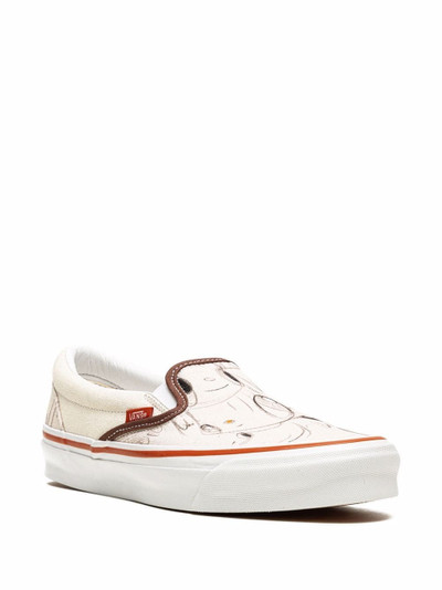 Vans Javier Calleja OG Classic slip-on trainers outlook