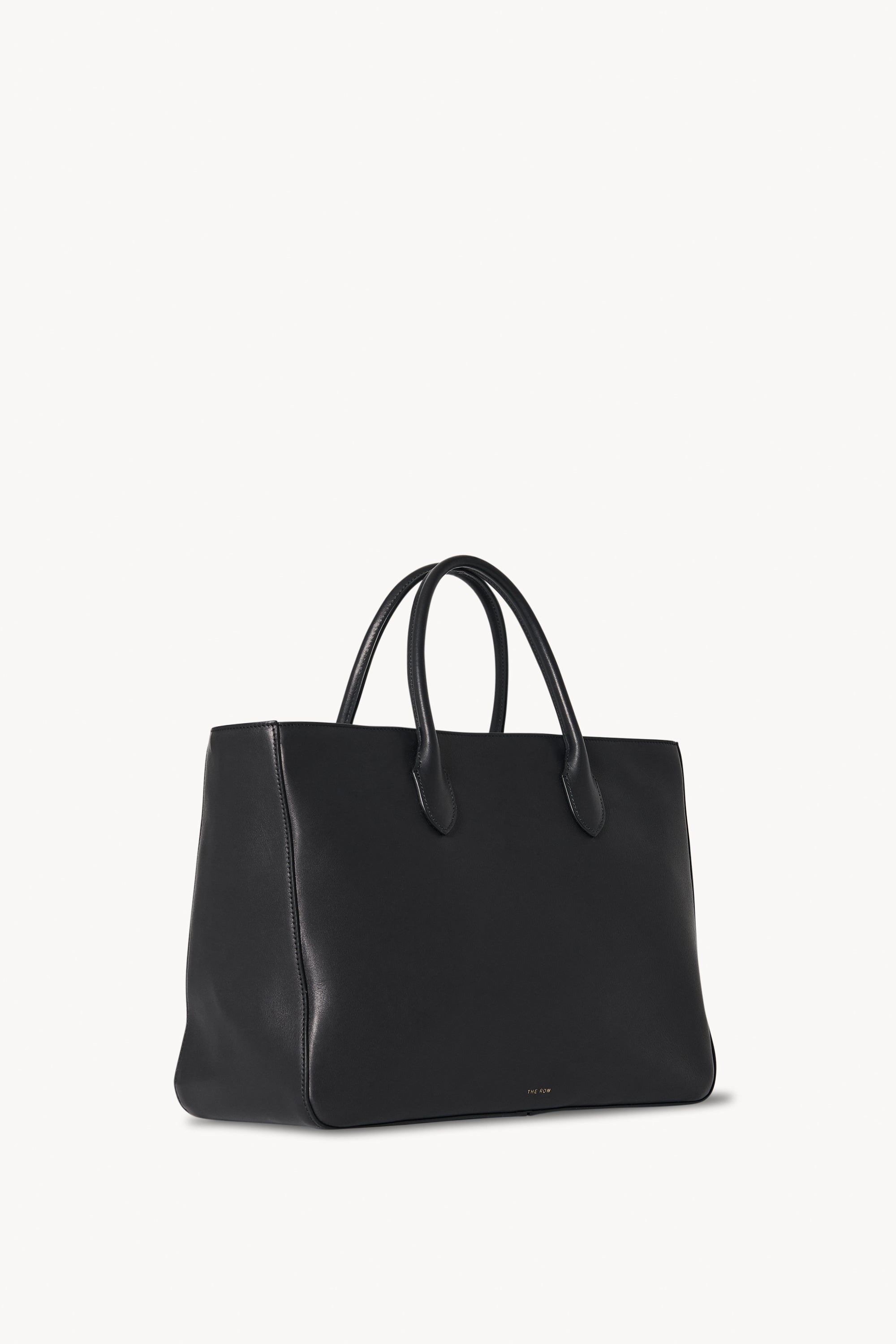 上質★THE ROW E/W leather duffel bag E/W leather duffel bag in brown - The Row | Mytheresa