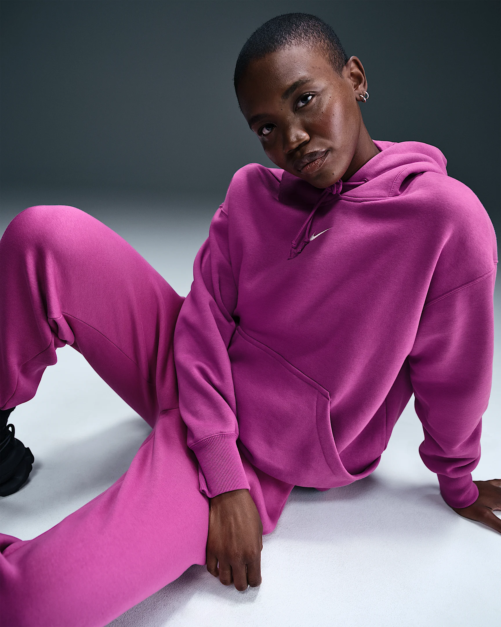 Nike Sportswear Phoenix Fleece Women's Oversized Pullover Hoodie - 1