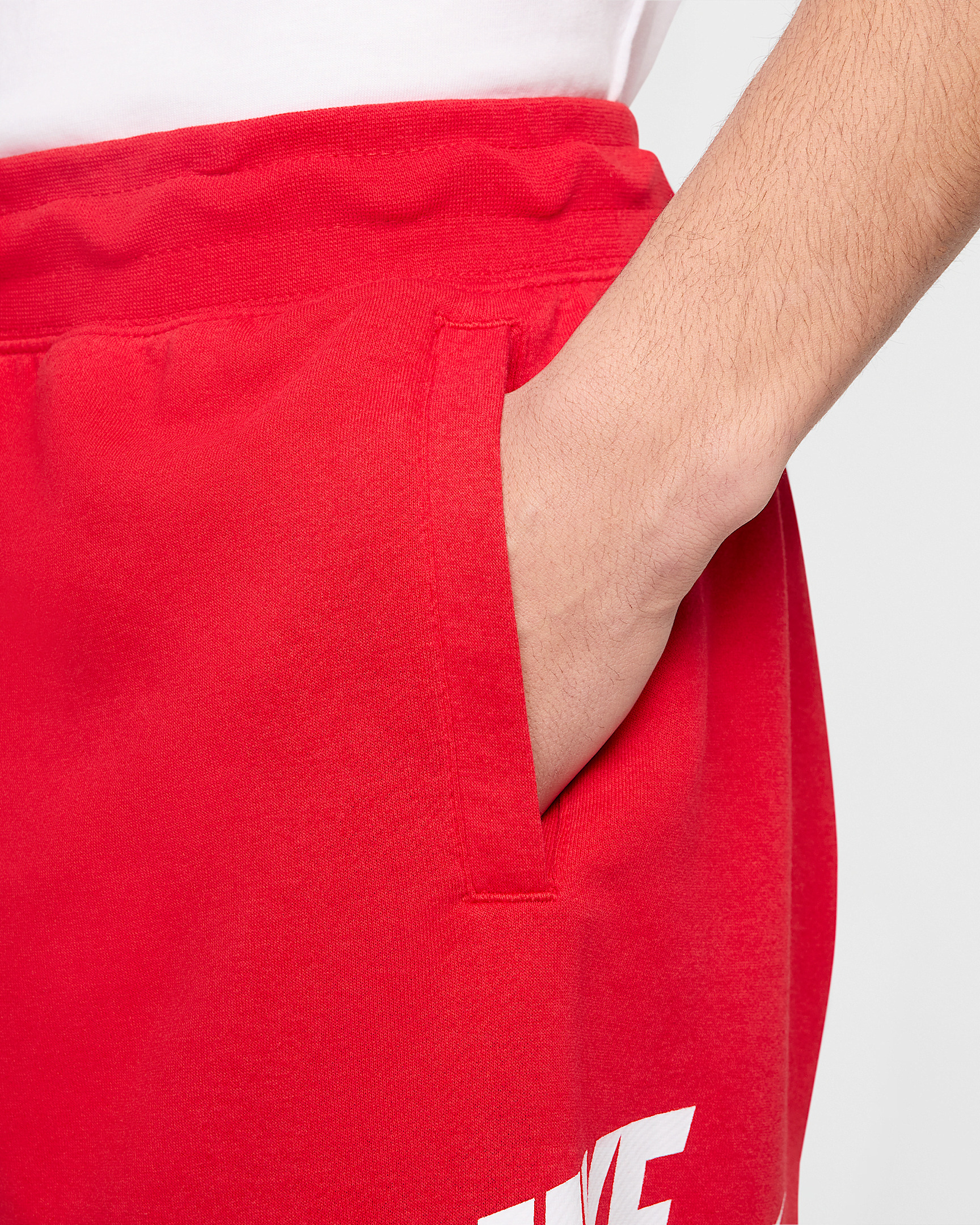 Nike Club Men's French Terry Alumni Shorts - 4