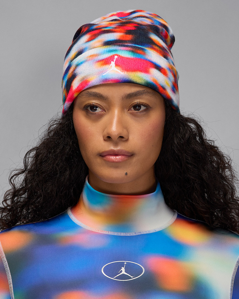 Jordan Peak Essential Mountainside Beanie 1