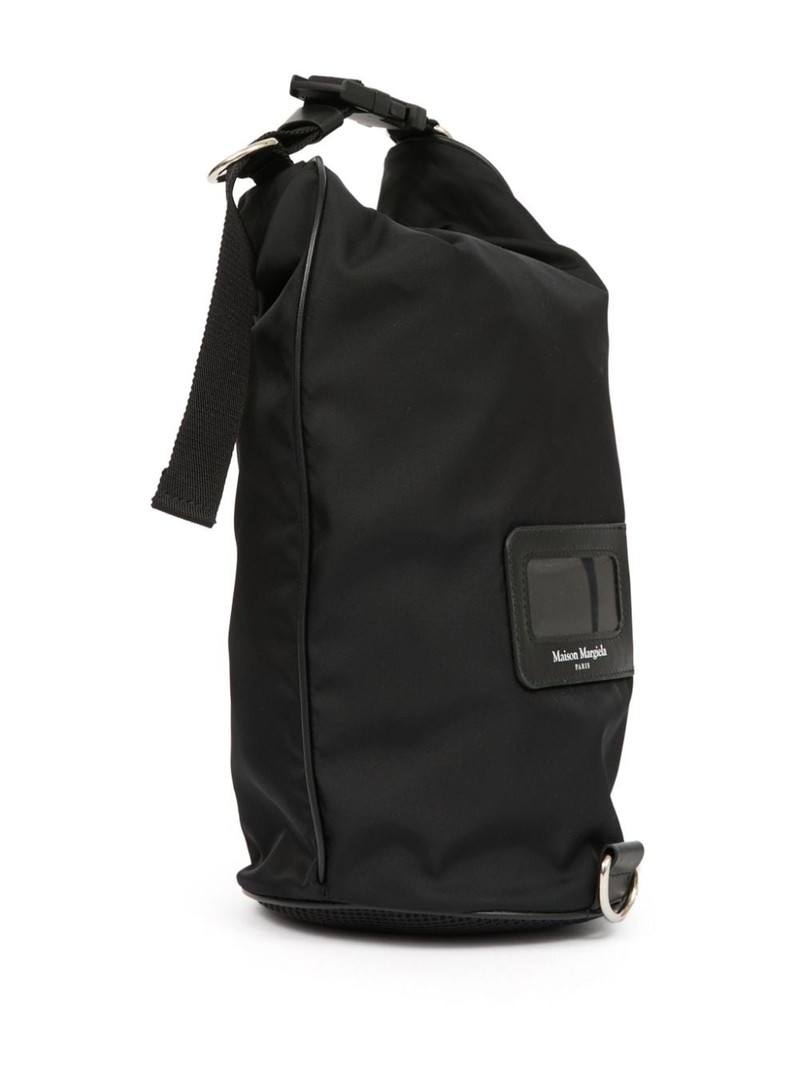 four-stitch shoulder bag 3