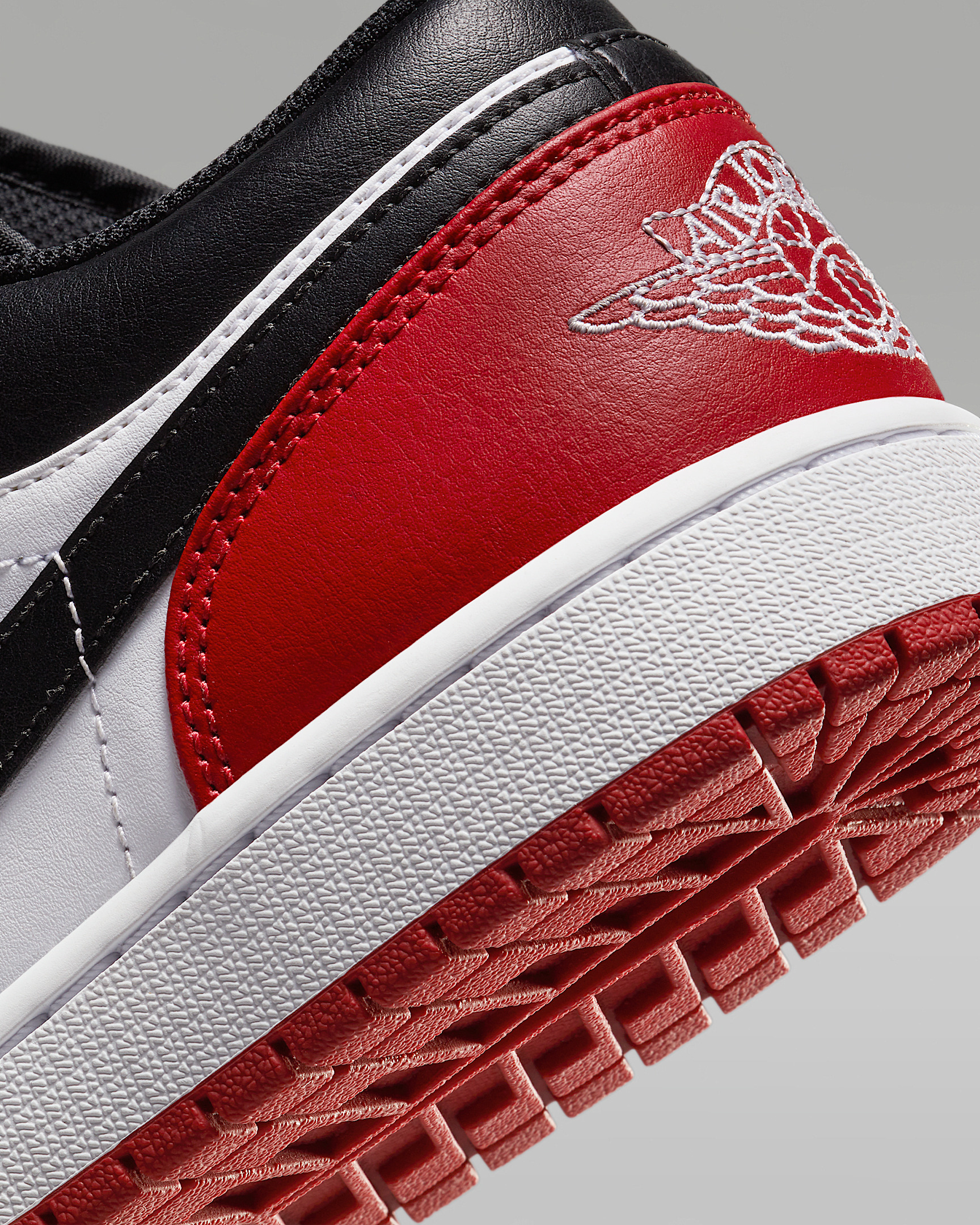 Air Jordan 1 Low Men's Shoes - 8