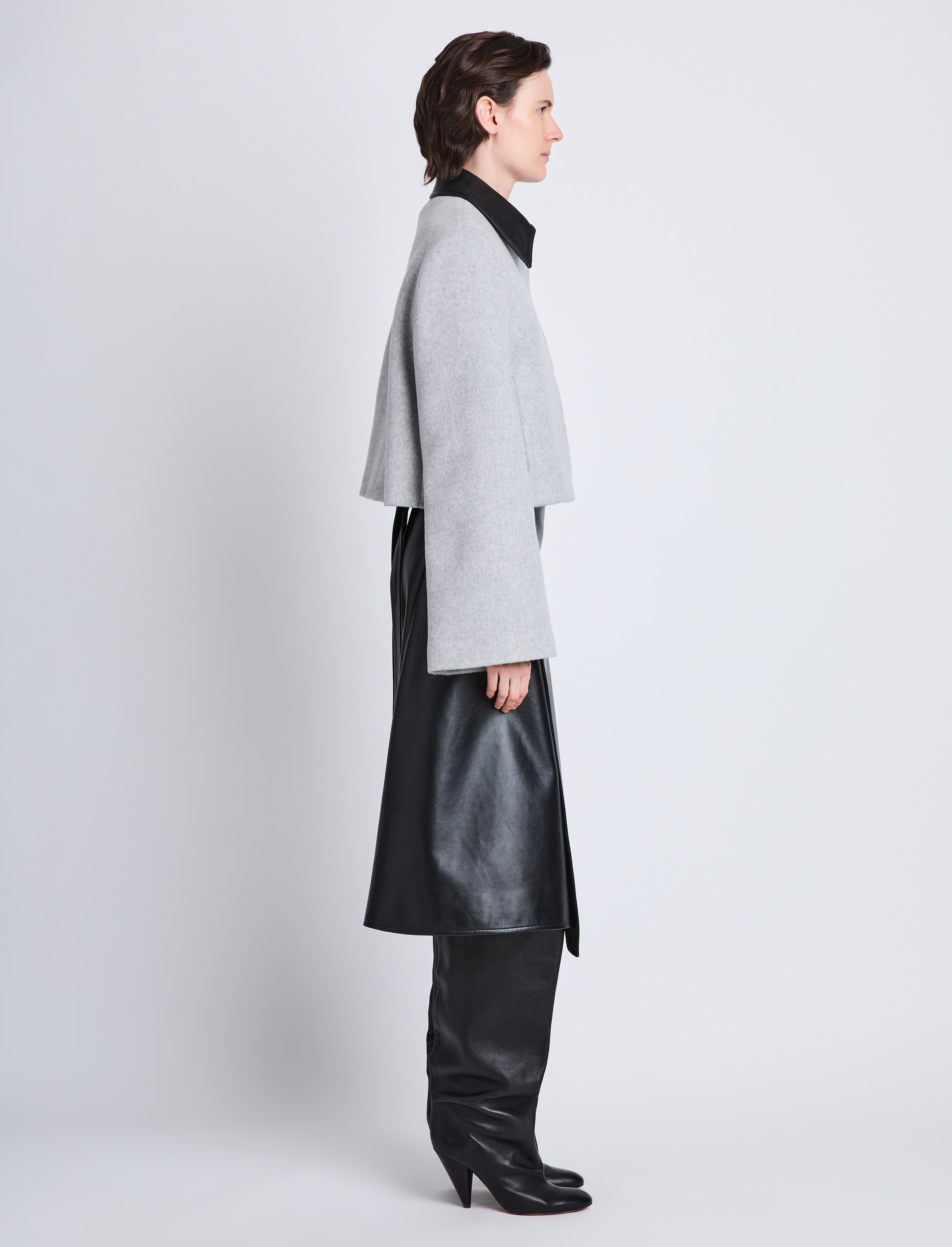 Bridget Cropped Jacket With Leather Collar in Wool - 4