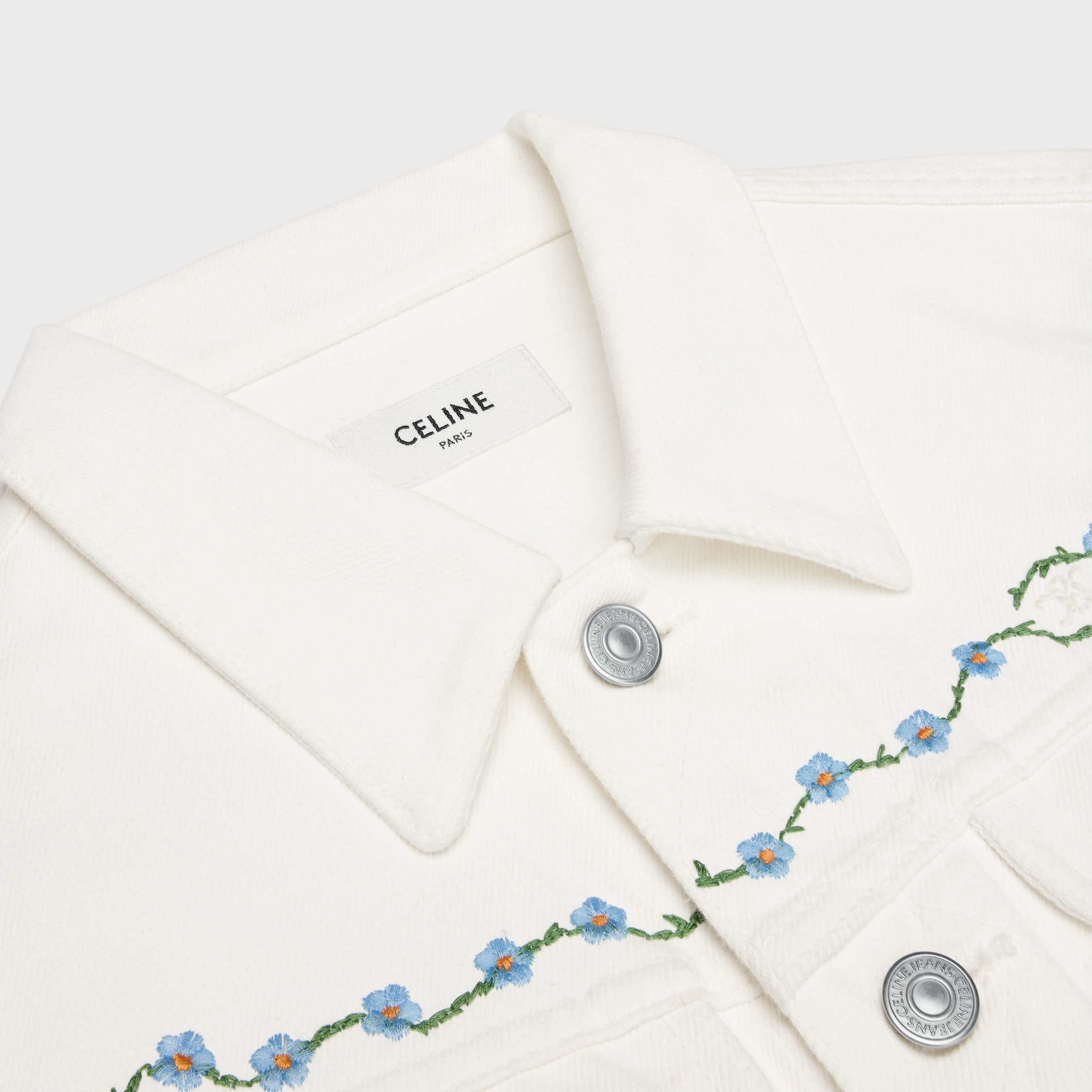 embroidered trucker jacket in raw wash white denim - 3