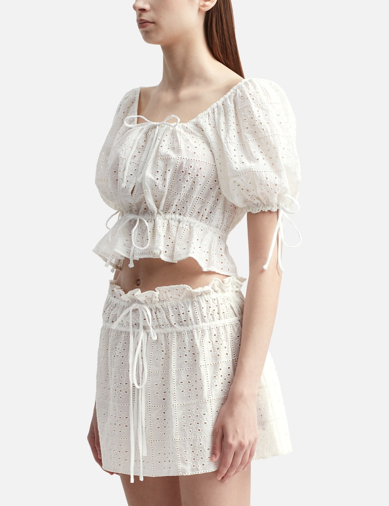 GANNI WHITE BRODERIE ANGLAISE CROPPED TOP outlook