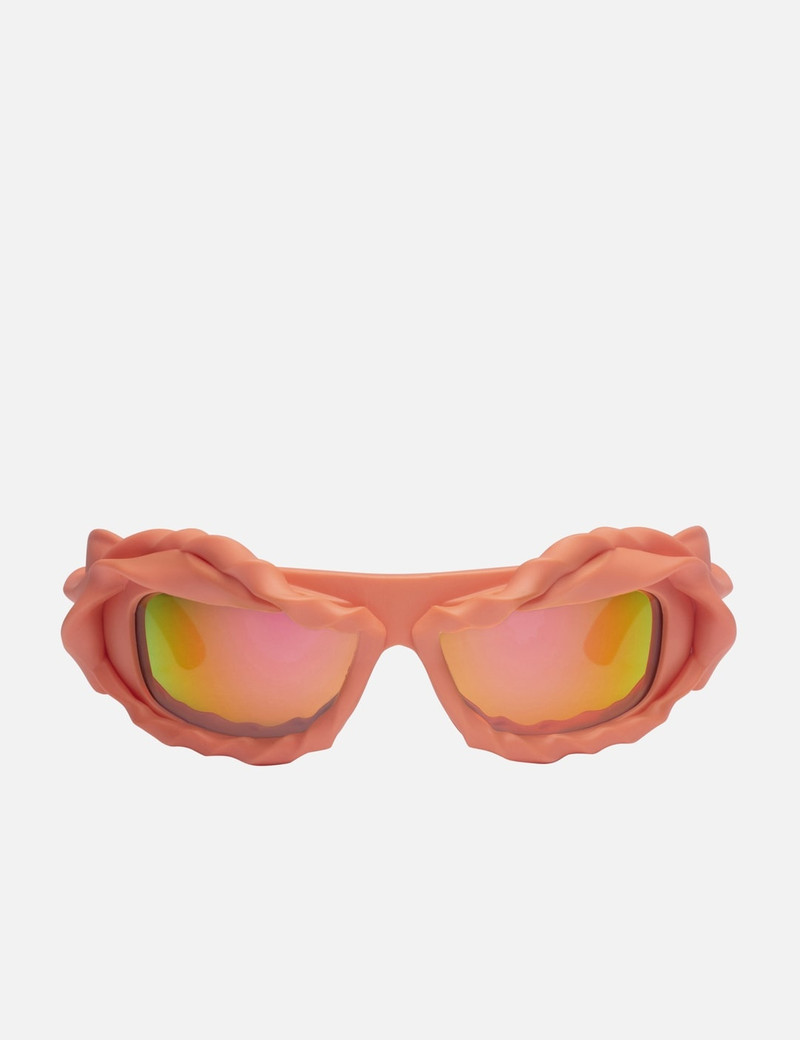 TWISTED SUNGLASSES 1