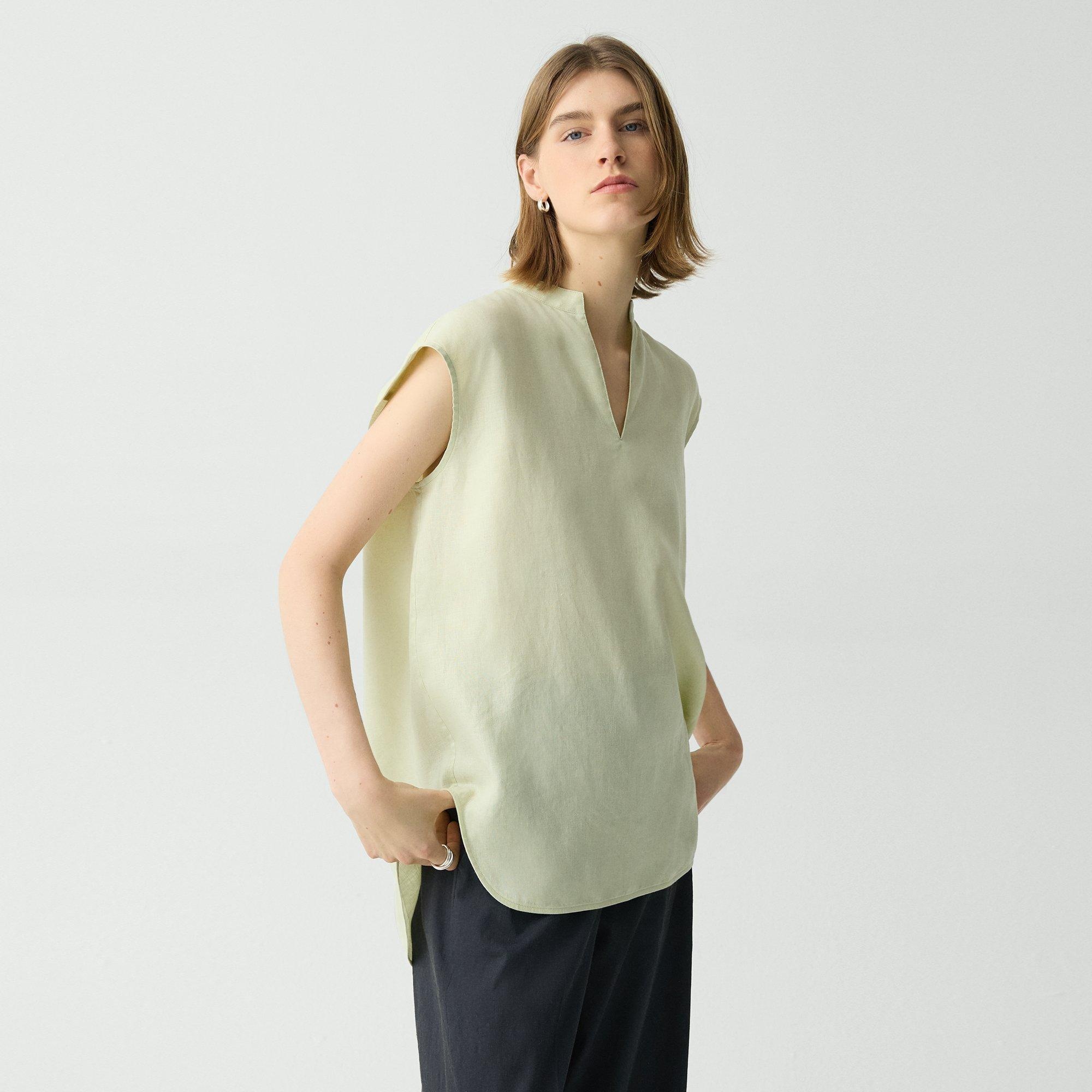 Boxy Tunic Top in Relaxed Linen - 3