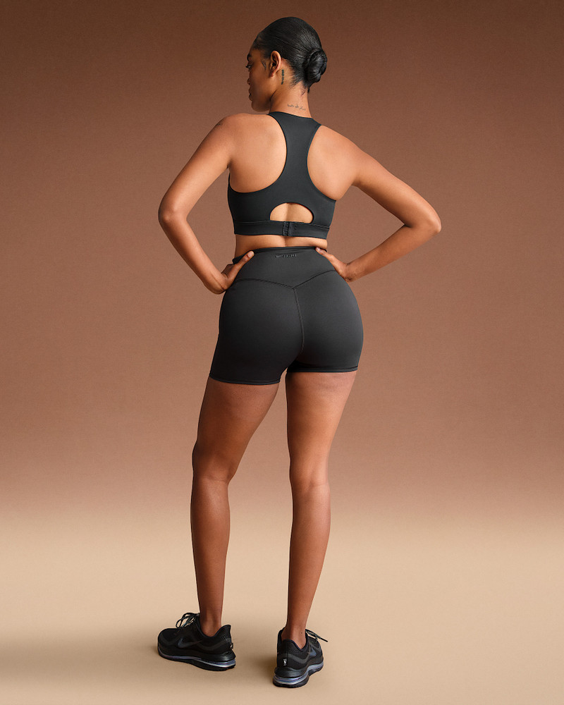NikeSKIMS Matte Women's High-Waisted 3" Boyshorts 4