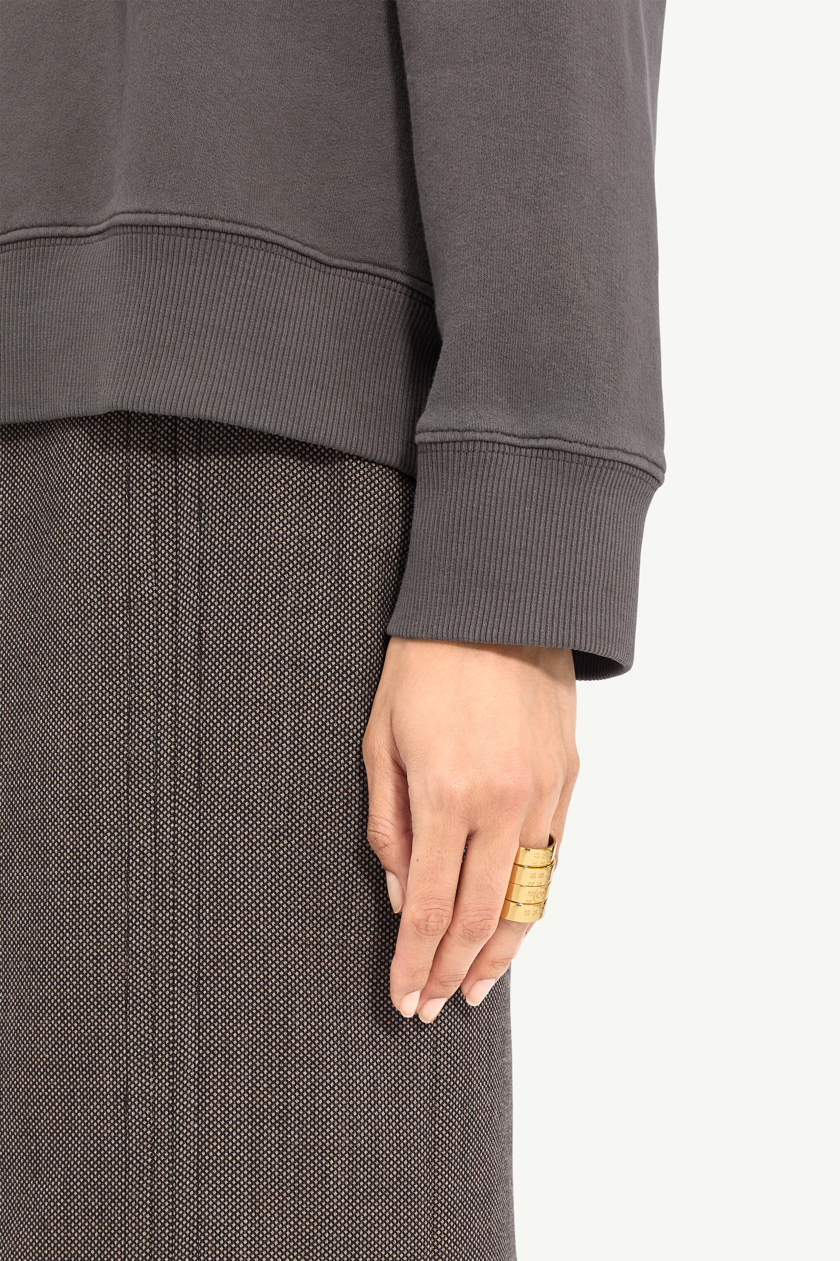 Stacked numeric ring - 5