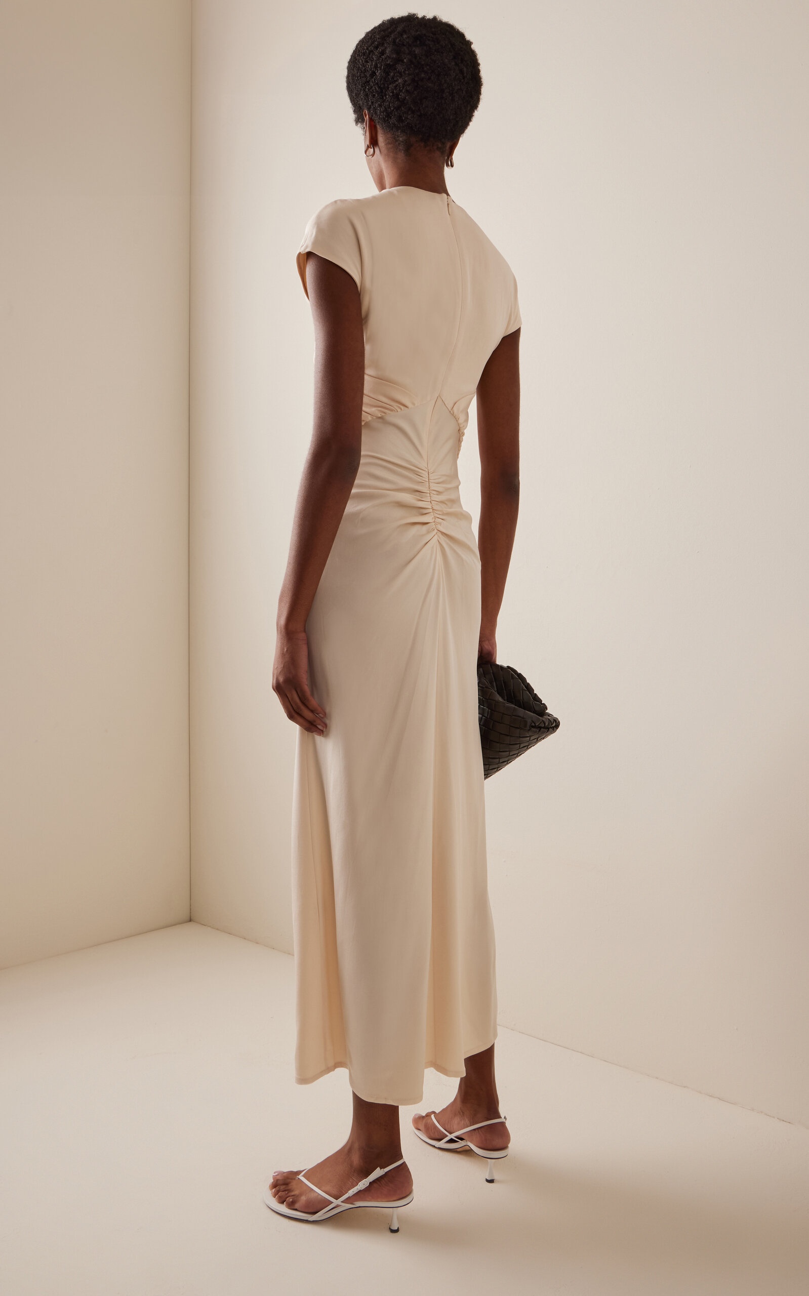 Tova Gathered Crepe Maxi Dress ivory - 4