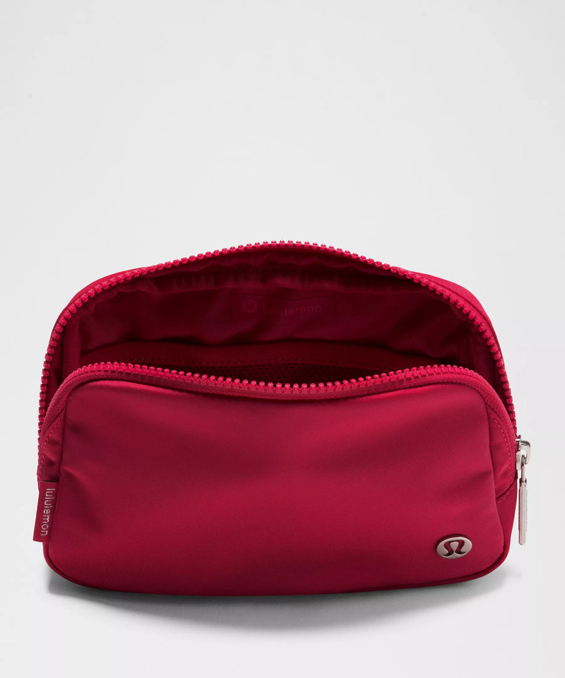 Everywhere Belt Bag with Long Strap 1L 5