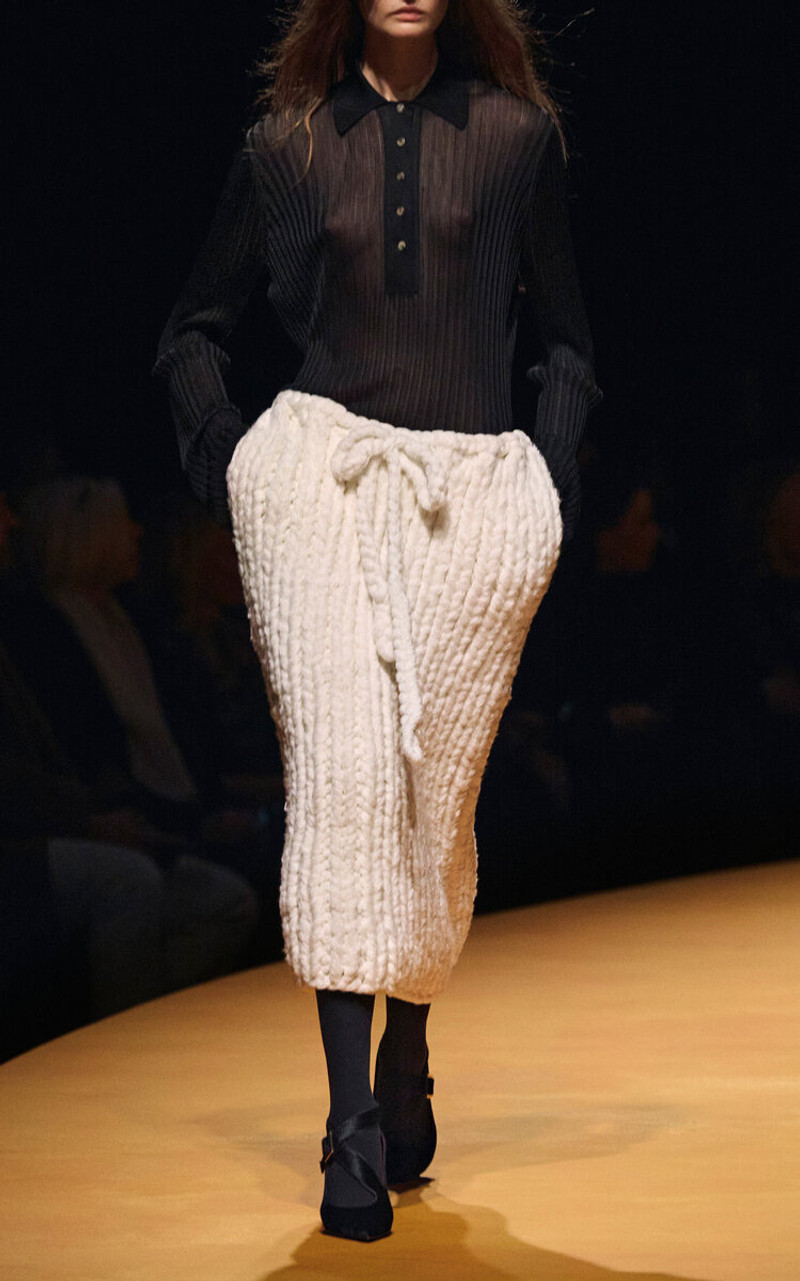 KHAITE Vin Ribbed Sheer Top black outlook