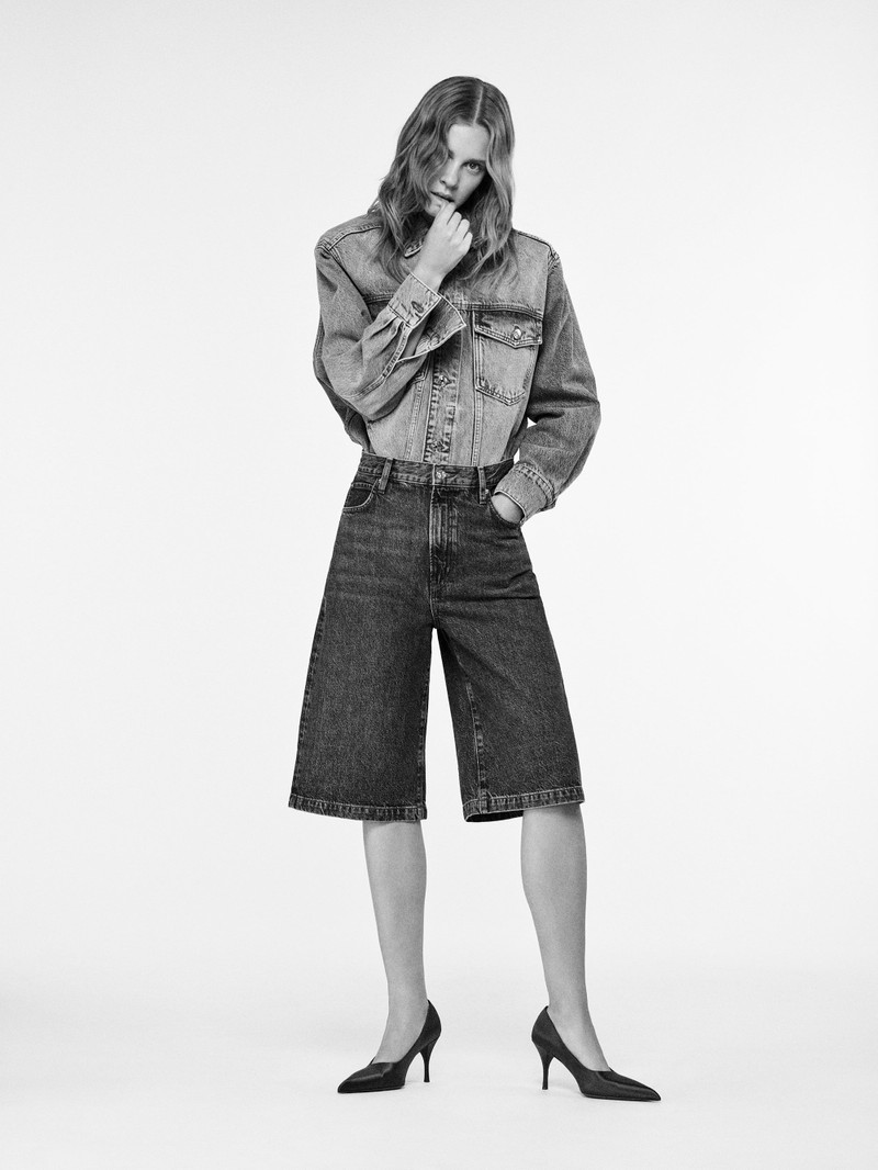 FRAME The Boy Short in Homer outlook