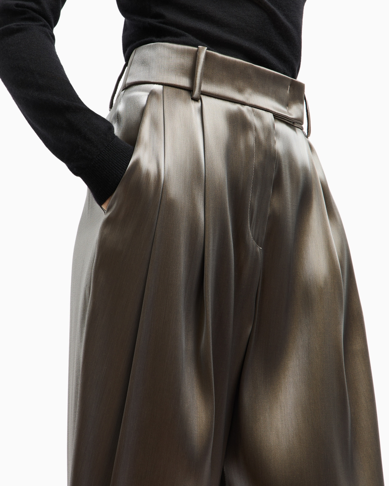 TWO-PLEAT TROUSERS IN LIQUID SILK - 5