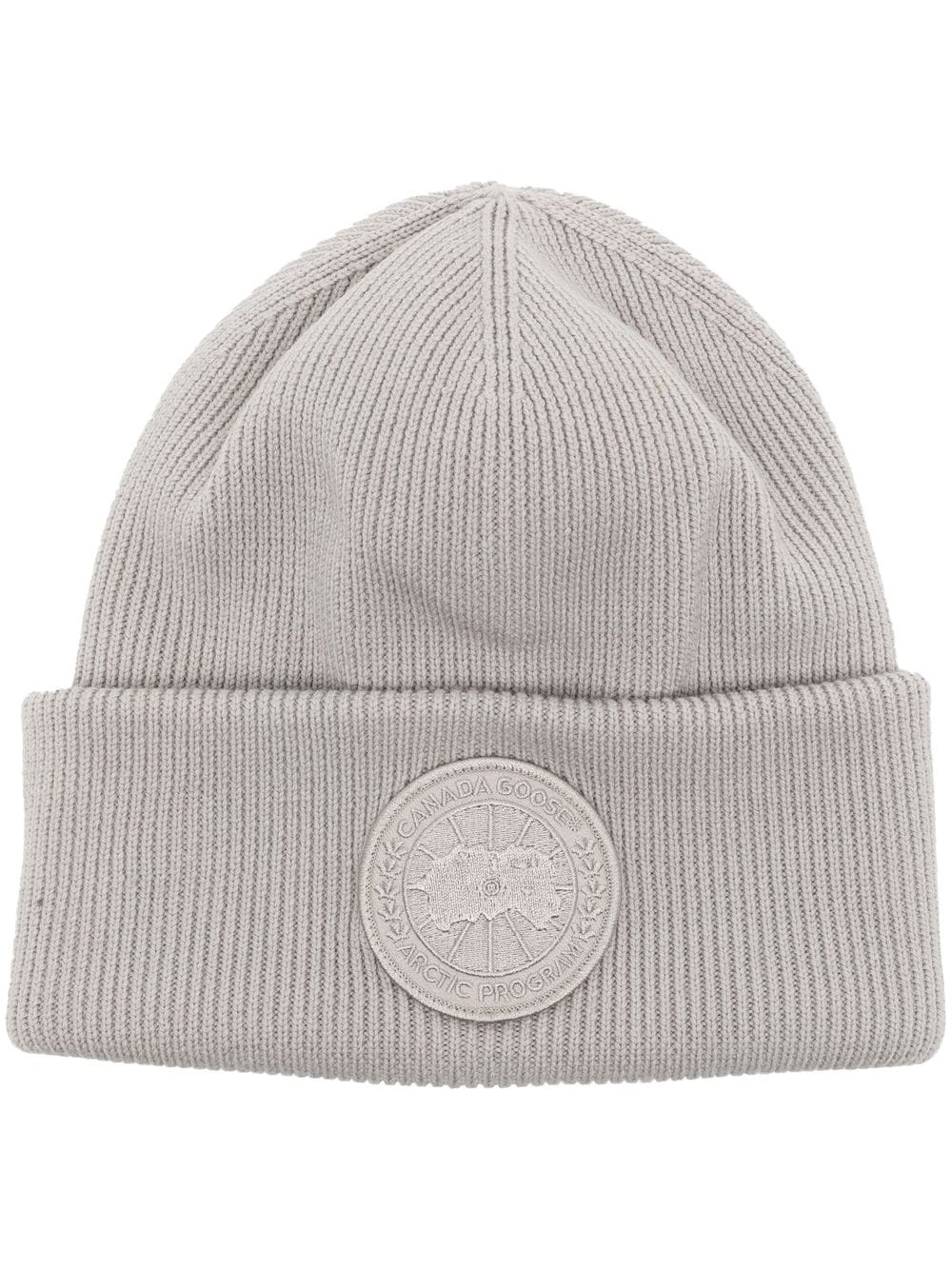 logo-patch ribbed-knit beanie - 1