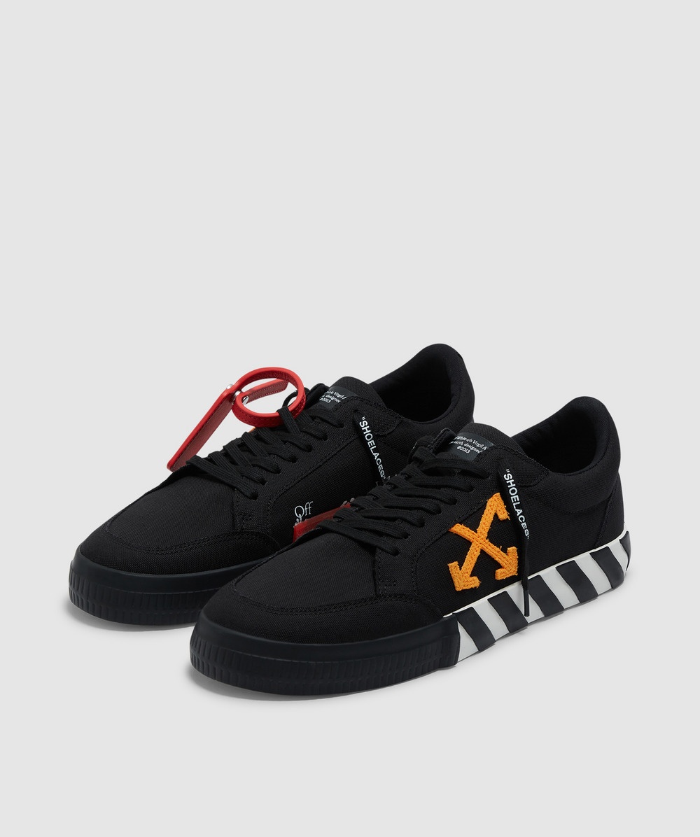 Arrows-appliqué Vulcanized sneakers - 2