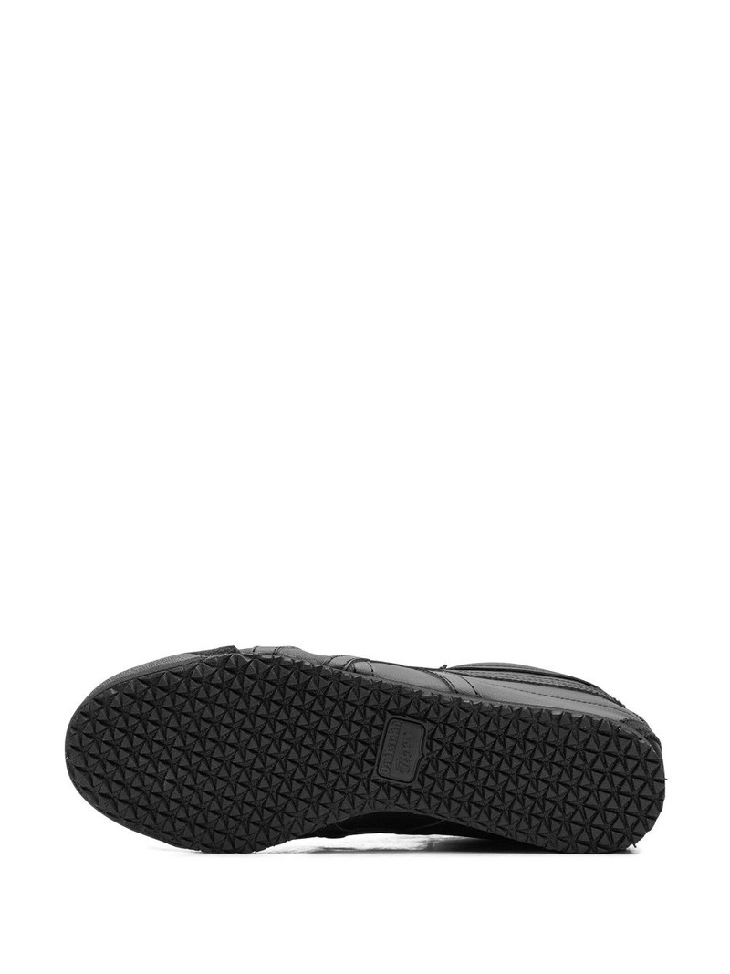 Mexico 66 "Triple Black" 5