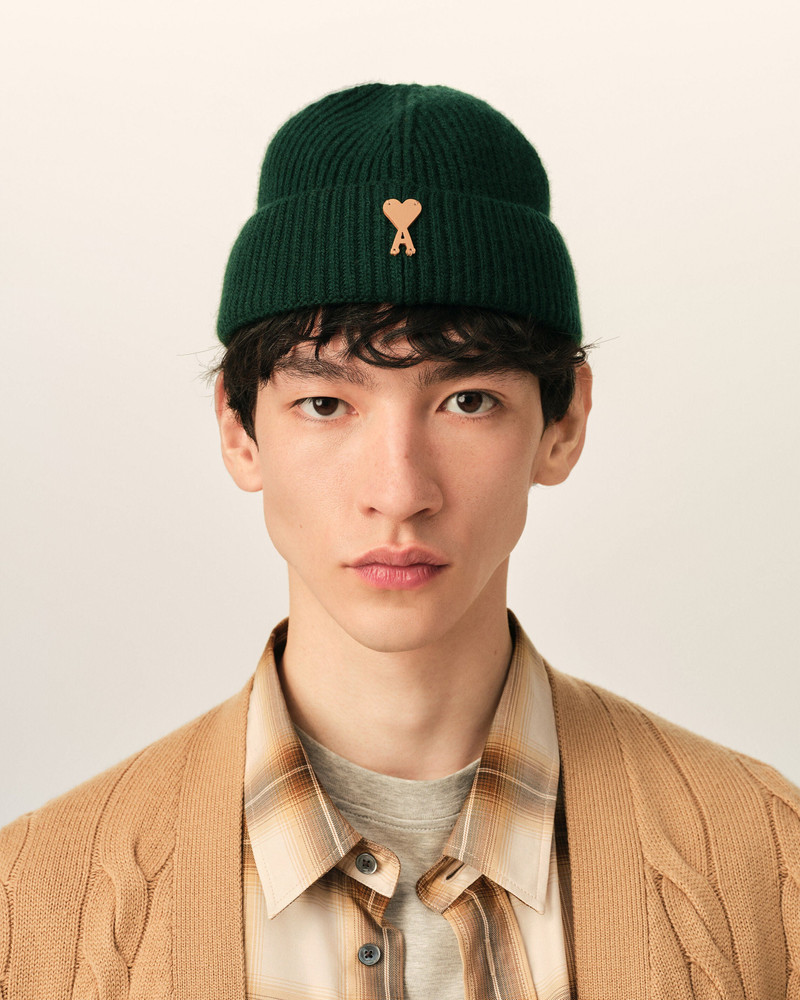 AMI Paris GREEN WOOL AMI DE COEUR BEANIE outlook