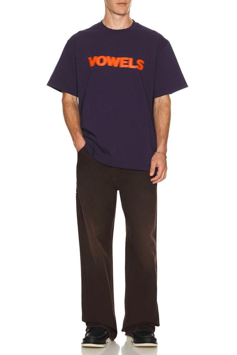 vowels Blur Tee outlook
