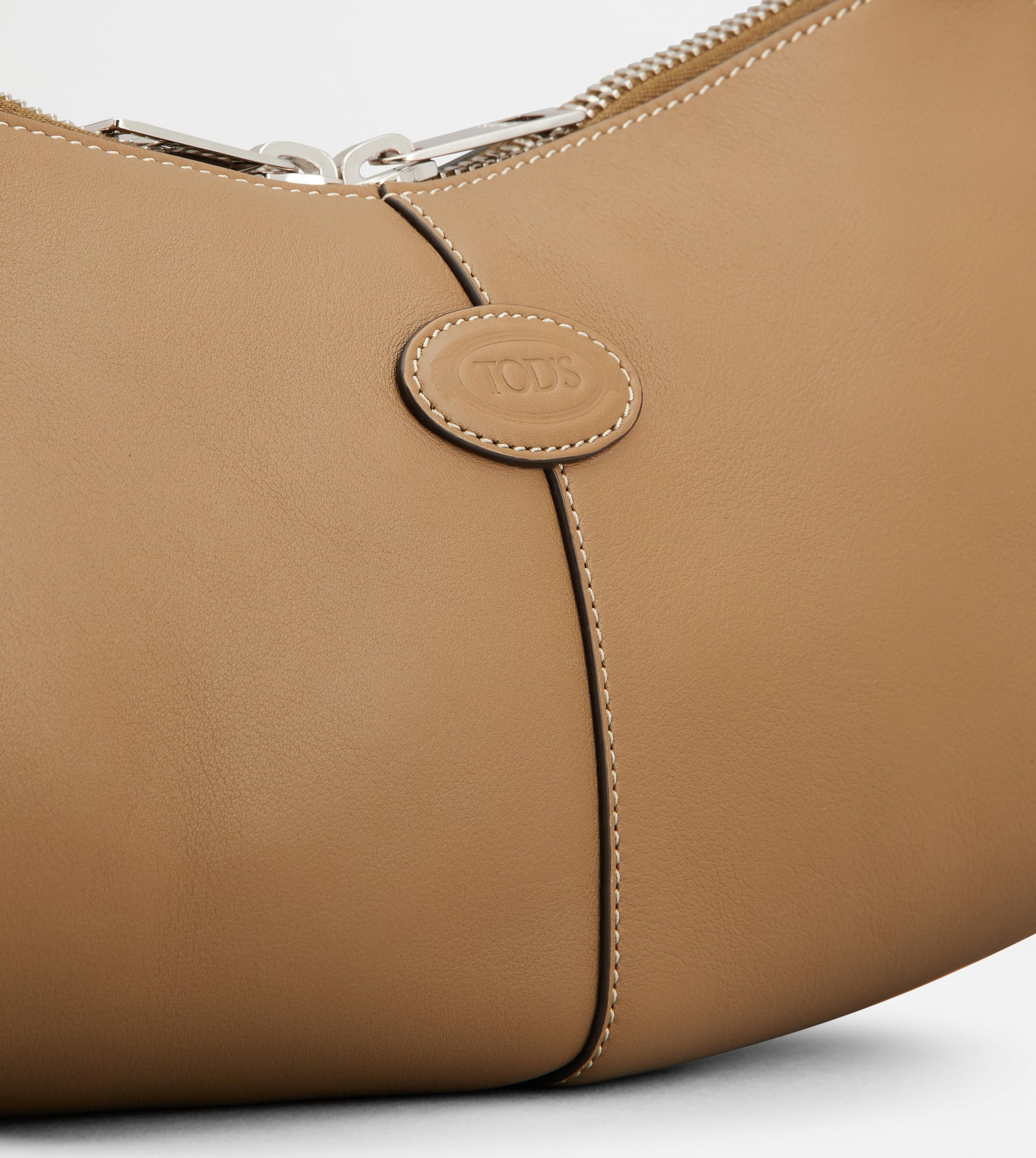 TOD'S DI BAG SWING SHOULDER BAG IN LEATHER MINI - BROWN - 5