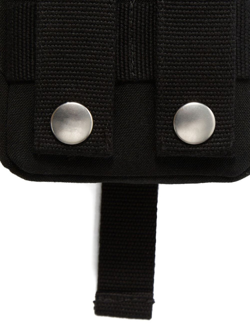buckle-fastening can pocket 4