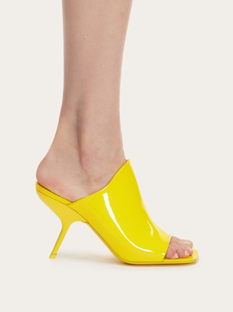 FERRAGAMO 공지사항 outlook