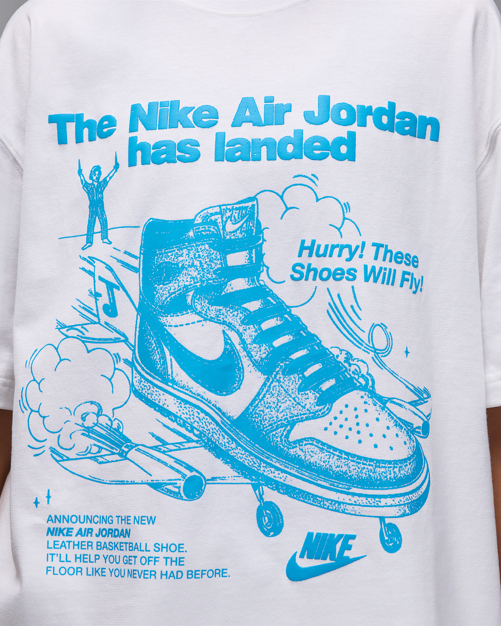 Jordan Women's Oversized Graphic T-Shirt - 4