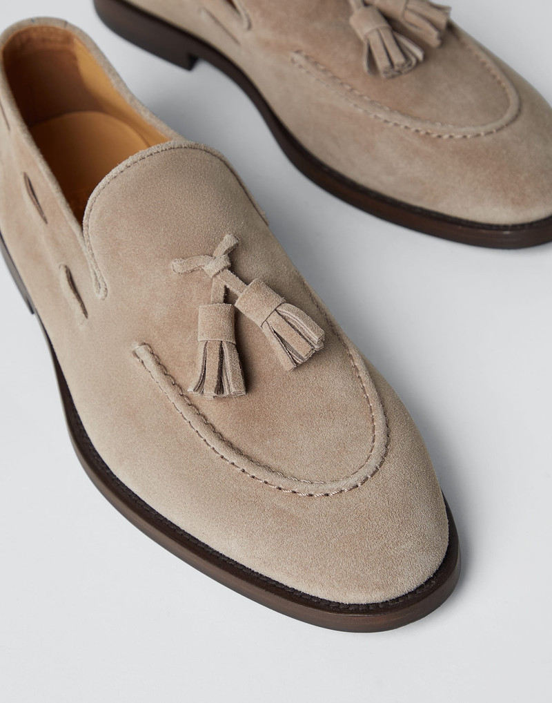 Suede loafers with tassels 3