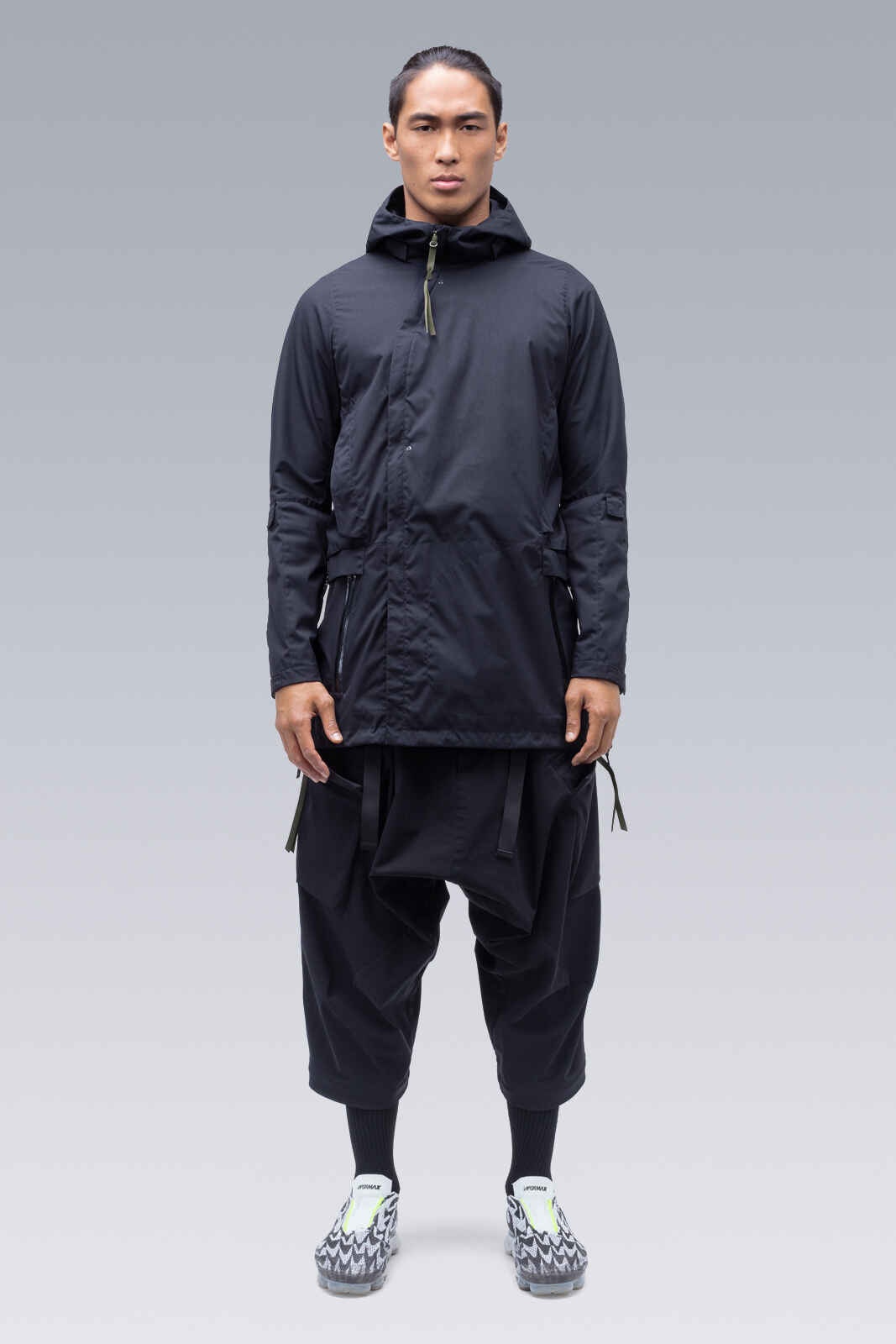 ACRONYM J33-E Black | REVERSIBLE