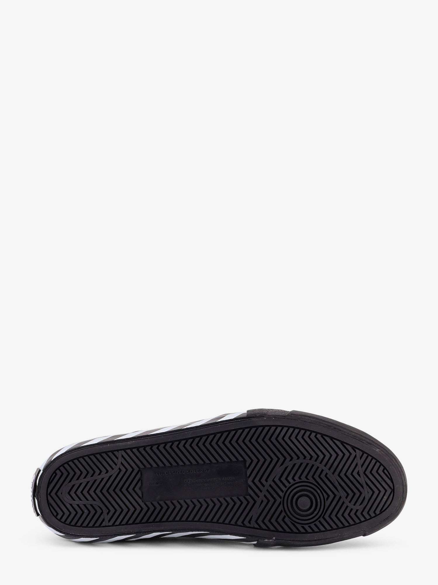 Off White Men Vulc Undercut Canvas Low-Top Sneakers - 5