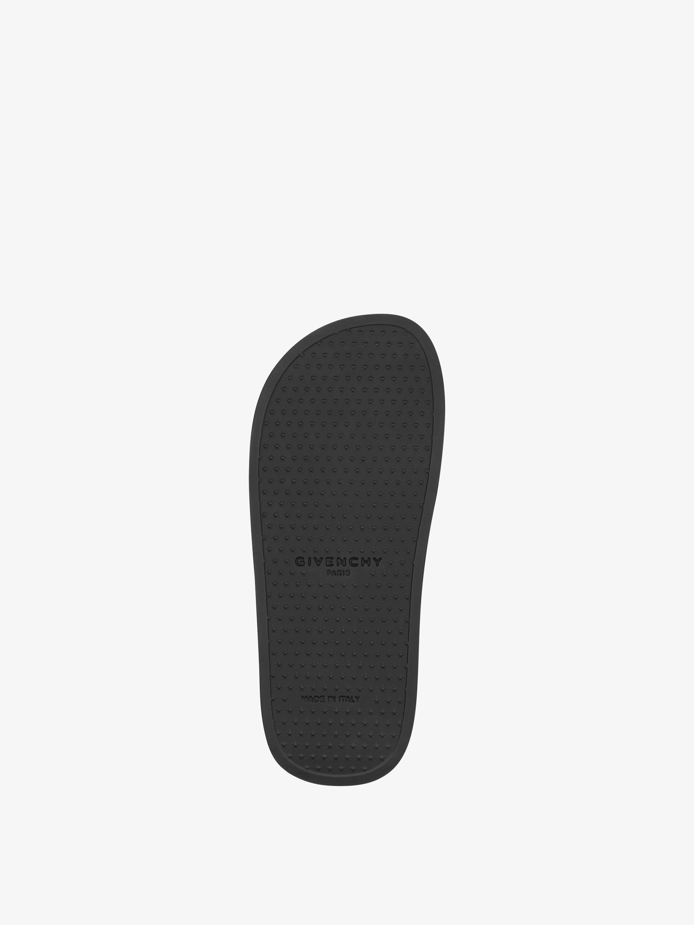 SLIDE SANDALS IN RUBBER WITH GIVENCHY LOVE PRINT - 5