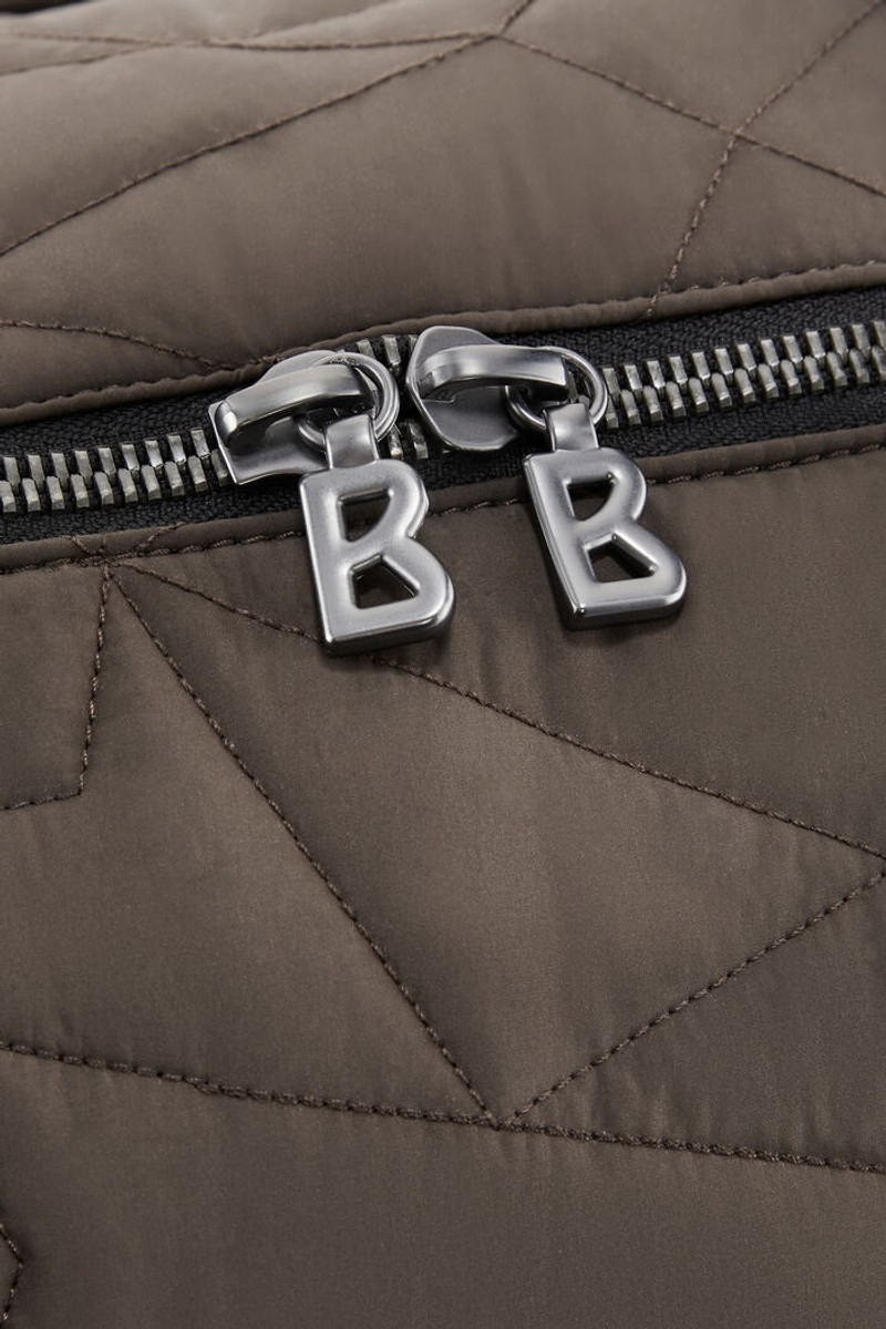 Lio Bavarian wool weekender bag in Khaki 6