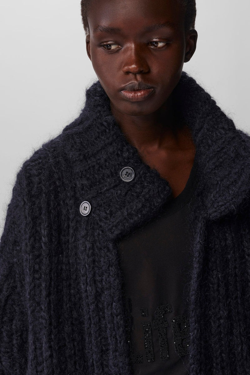 Deborah Chunky Knitted Wrap 5