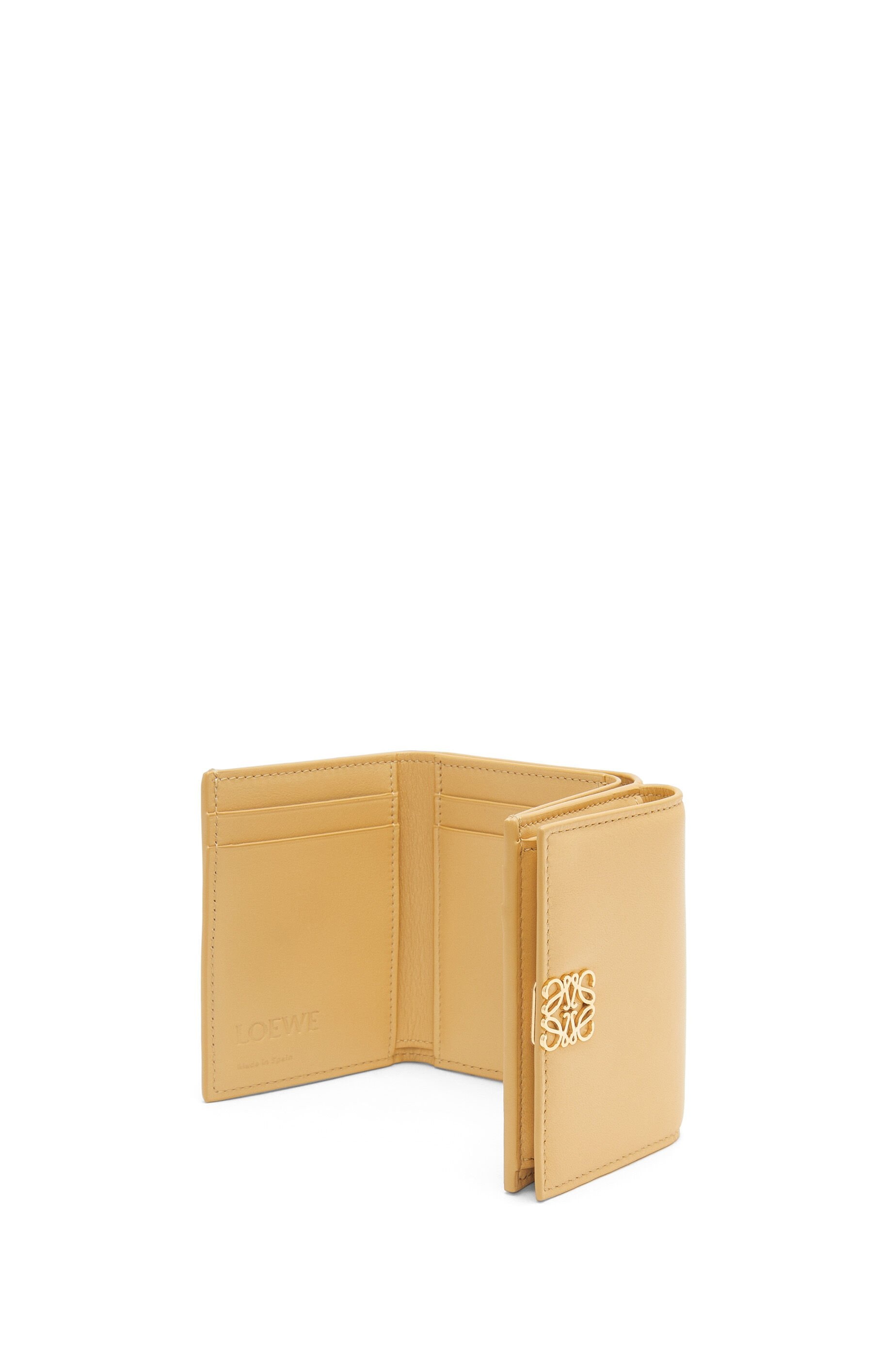 Puffer Anagram trifold wallet in shiny nappa calfskin - 4