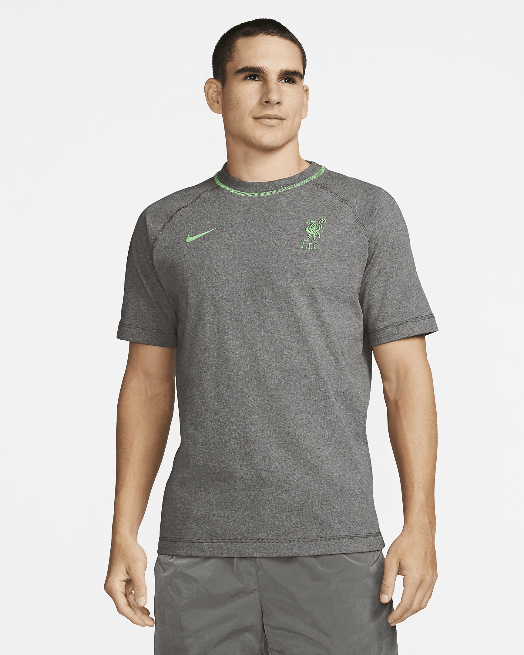 Liverpool FC Travel Nike Men's Short-Sleeve Soccer Top - 1