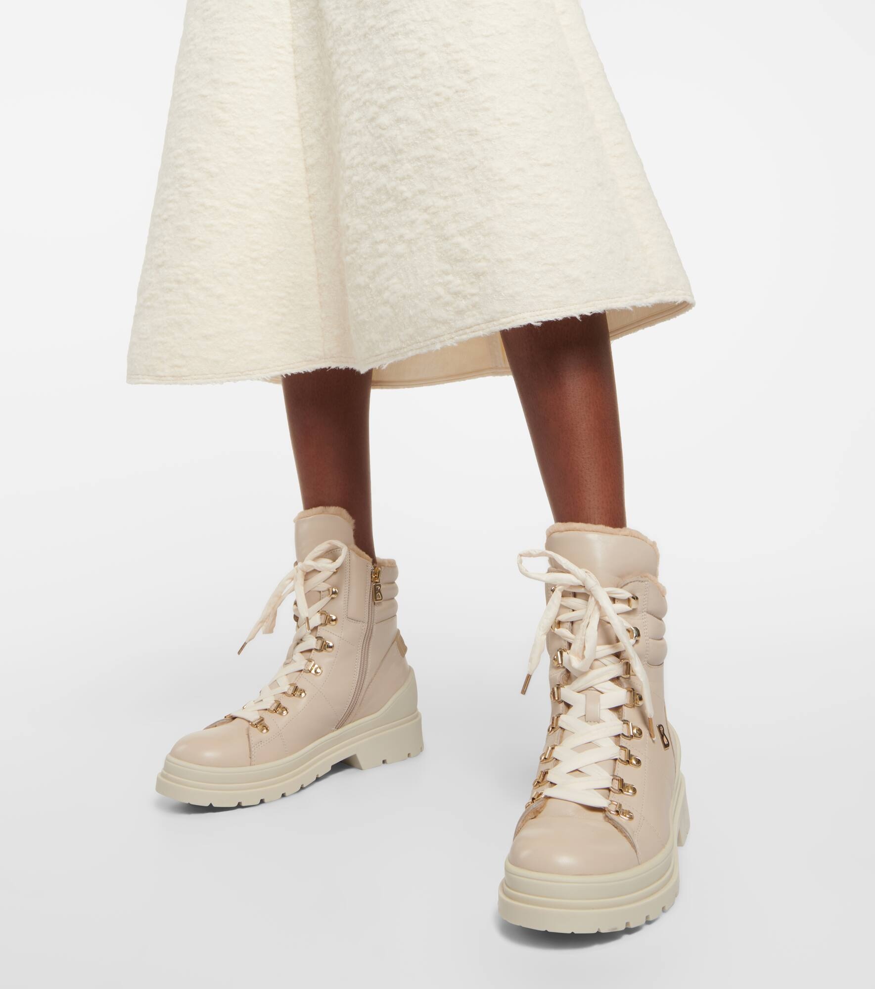 Shearling-lined leather boots - 4