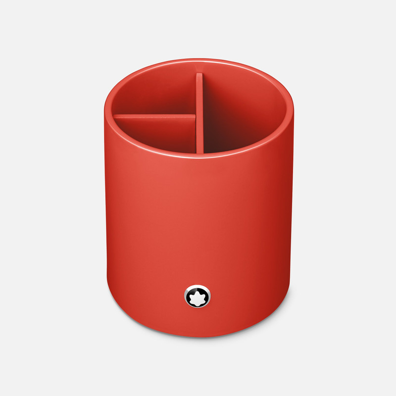 Round pen holder in coral lacquer 1