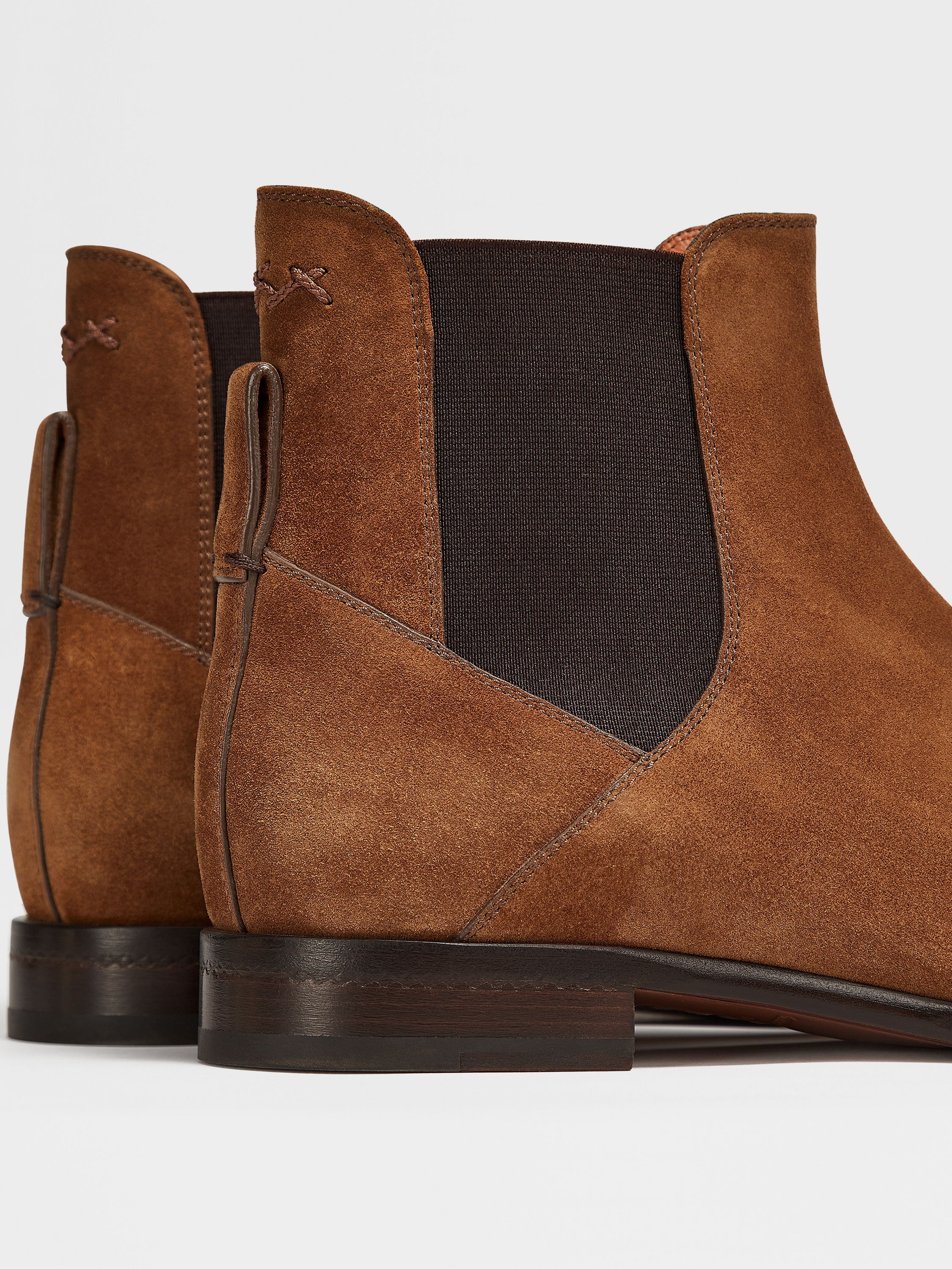 CIGAR SUEDE VIENNA BLAKE CHELSEA BOOTS - 4