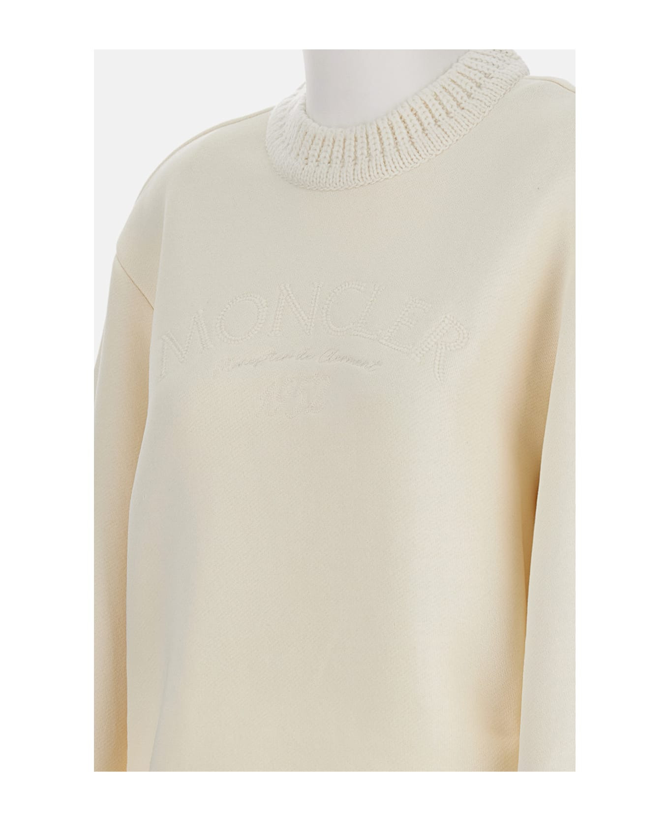 Sweatshirt - 3